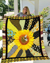 Load image into Gallery viewer, Quilt- Save the Bees- B19