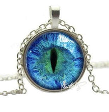 Load image into Gallery viewer, CAT EYE NECKLACES